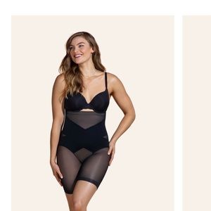 Honey Love Power Short